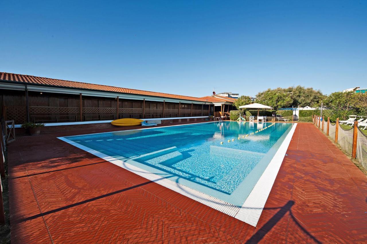 La Bougainville Tuscan Riviera B&B Viareggio Zewnętrze zdjęcie